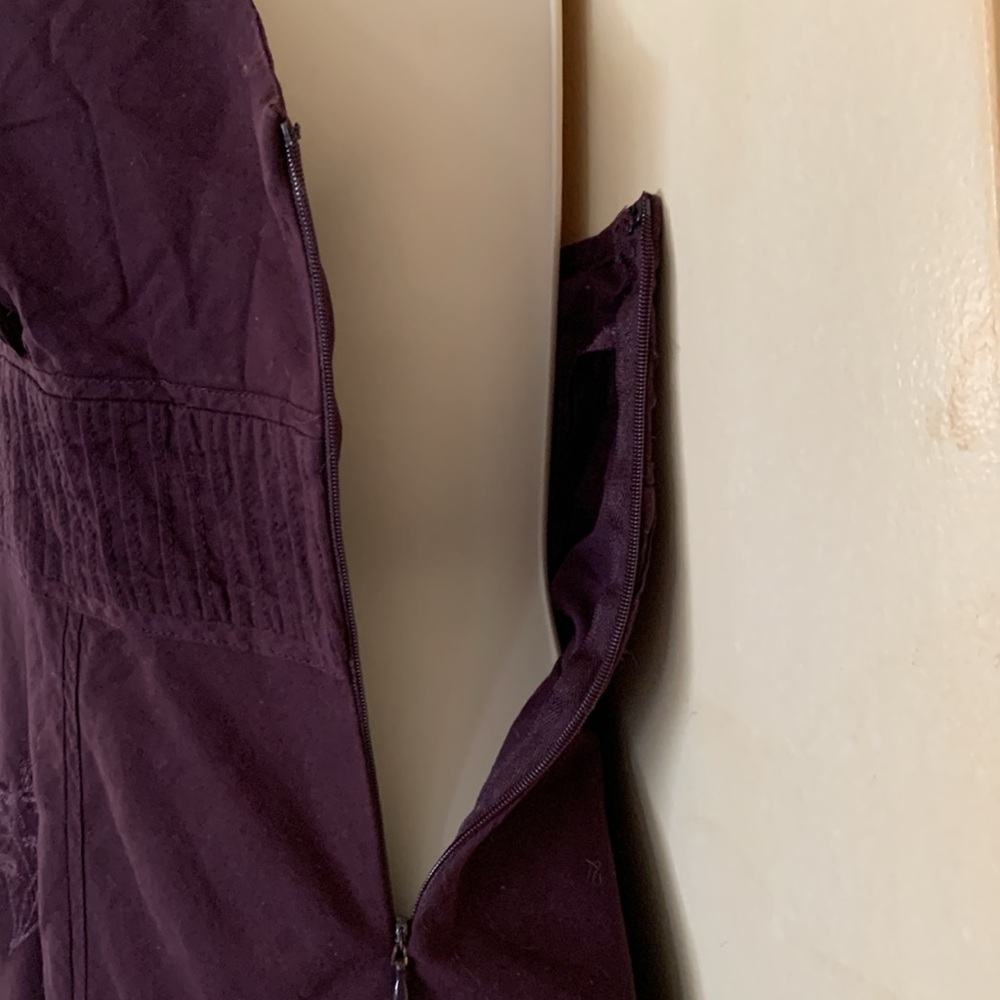 Express deep plum color embroidered halter dress size 4 - Picture 9 of 11